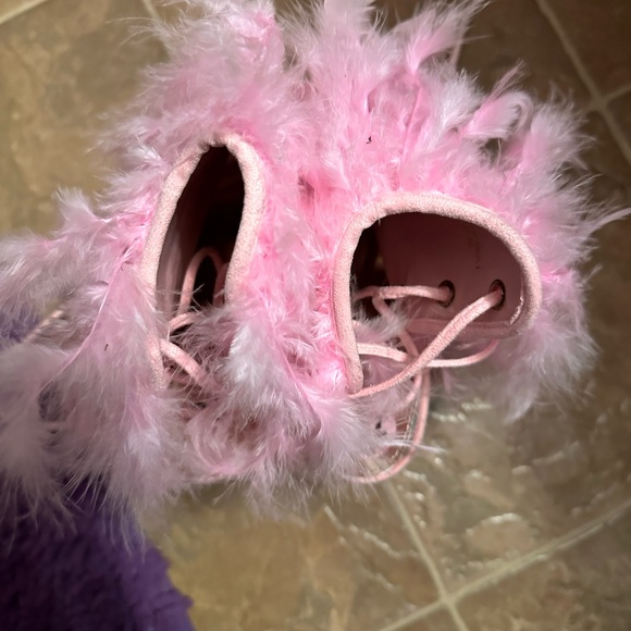 Pink flamingo Heels - Picture 6 of 9